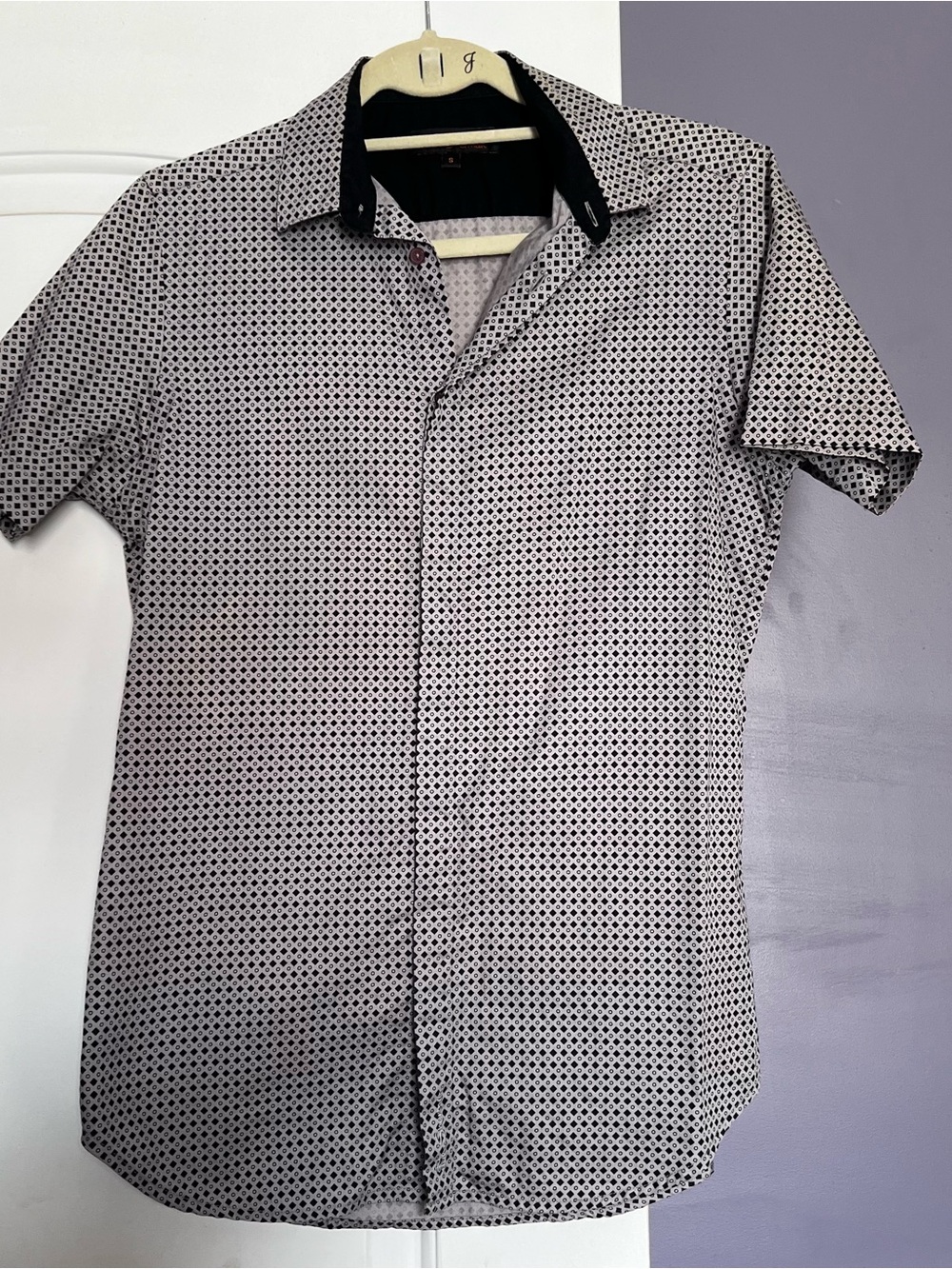 Men's Short-Sleeve Ben Sherman Button Down Black and Gray pattern EUC